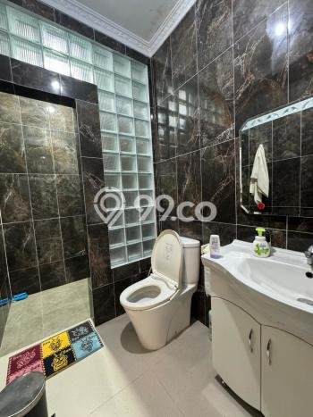 For Sale! Premium House LT 207m2 Desain Elegan di Lebak Bulus For Sale! Premium House LT 207m2 Desain Elegan di Lebak Bulus