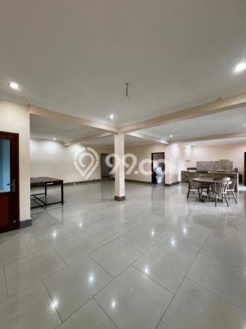 Unit Komersial Dijual di Pamulang Tangerang Selatan Luas Bangunan 400m2 Unit Komersial Dijual di Pamulang Tangerang Selatan Luas Bangunan 400m2