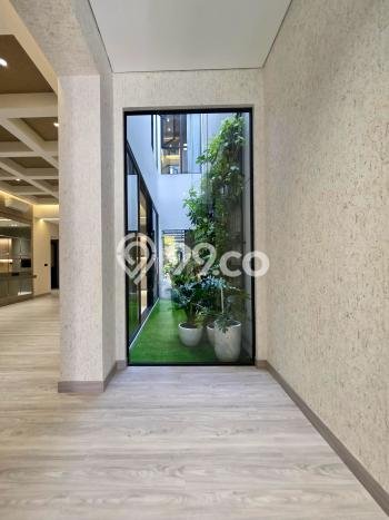 Hunian Elit LB 450m2 Siap Huni Desain Elegan di Pondok Indah, Jakarta Selatan Hunian Elit LB 450m2 Siap Huni Desain Elegan di Pondok Indah, Jakarta Selatan