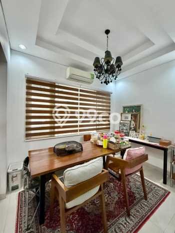 Rumah Mewah LB 310m2 Siap Pakai Desain Elegan di Pondok Indah, Jakarta Selatan Rumah Mewah LB 310m2 Siap Pakai Desain Elegan di Pondok Indah, Jakarta Selatan