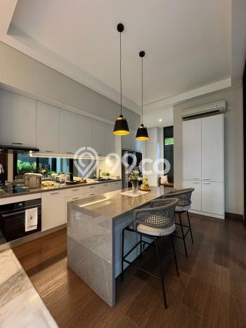 For Sale! Luxury House LT 232m2 Desain Elegan di Ampera For Sale! Luxury House LT 232m2 Desain Elegan di Ampera
