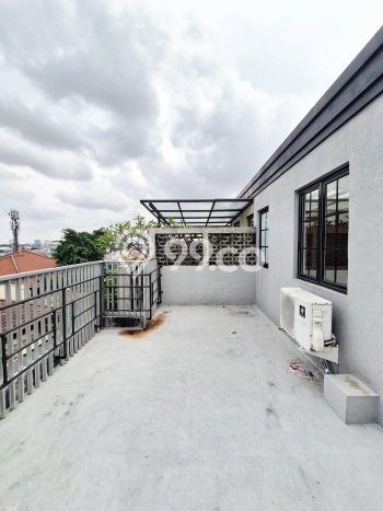 Rumah Elit Modern Tanpa Renovasi di Cipete Jakarta Selatan Rumah Elit Modern Tanpa Renovasi di Cipete Jakarta Selatan