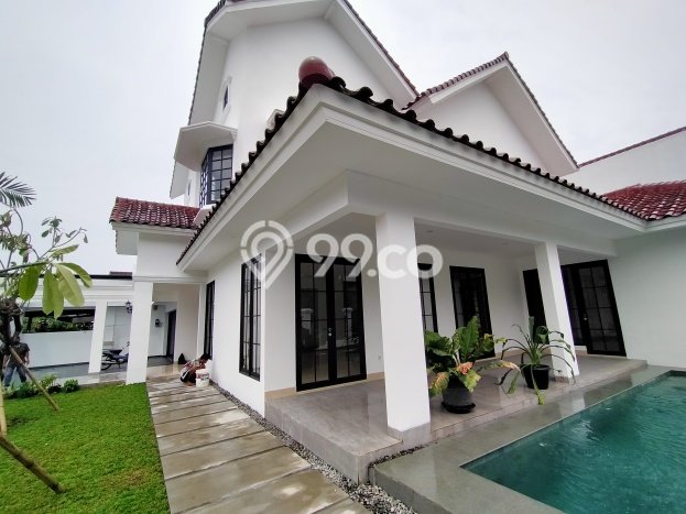 Rumah Luxury Modern Tanpa Renovasi di Lebak Bulus Jakarta Selatan Rumah Luxury Modern Tanpa Renovasi di Lebak Bulus Jakarta Selatan