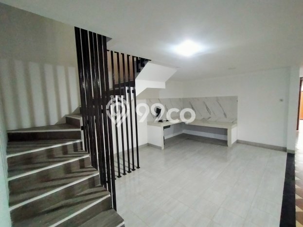 Dijual Rumah Premium dengan Fasilitas Sekitar Lengkap di Cilandak, Jakarta Selatan Dijual Rumah Premium dengan Fasilitas Sekitar Lengkap di Cilandak, Jakarta Selatan