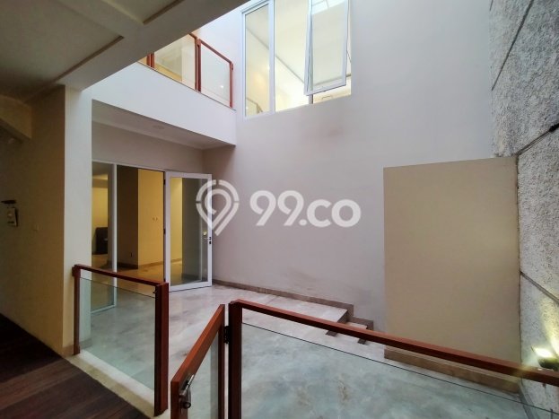 Rumah Elit Modern Siap Huni di Cipete Jakarta Selatan Rumah Elit Modern Siap Huni di Cipete Jakarta Selatan
