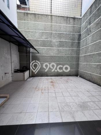 Dijual Rumah Luas Elegan Dengan View Cantik di Lebak Bulus, Jakarta Selatan Dijual Rumah Luas Elegan Dengan View Cantik di Lebak Bulus, Jakarta Selatan