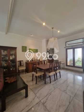 Rumah Luxury Modern Siap Huni di Cipete Jakarta Selatan Rumah Luxury Modern Siap Huni di Cipete Jakarta Selatan