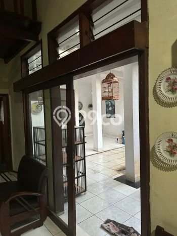 Ready to Use! Luxury House LT 347m2 Desain Modern di Radio Dalam Ready to Use! Luxury House LT 347m2 Desain Modern di Radio Dalam