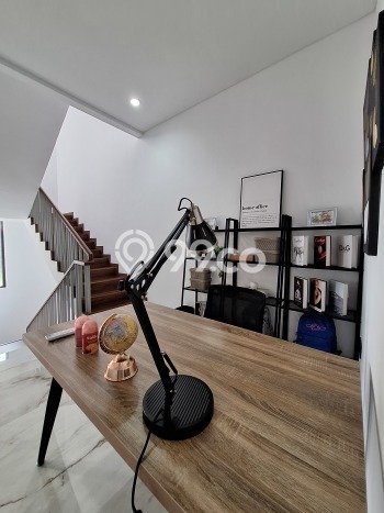 Rumah Elit Modern Tanpa Renovasi di Kalibata Jakarta Selatan Rumah Elit Modern Tanpa Renovasi di Kalibata Jakarta Selatan