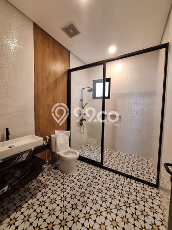 Rumah Elit LB 430m2 Siap Huni Desain Elegan di Ampera, Jakarta Selatan Rumah Elit LB 430m2 Siap Huni Desain Elegan di Ampera, Jakarta Selatan