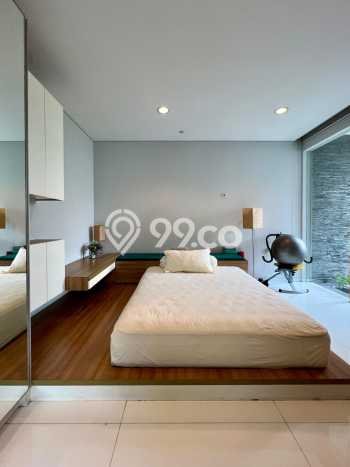 Rumah Luxury Modern Tanpa Renovasi di Gandaria Jakarta Selatan Rumah Luxury Modern Tanpa Renovasi di Gandaria Jakarta Selatan