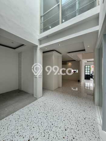 Siap Huni Hunian Elit 4 Kamar di Kebayoran Baru Dekat ke Mana Saja Siap Huni Hunian Elit 4 Kamar di Kebayoran Baru Dekat ke Mana Saja