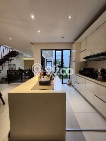 Rumah Luxury Modern Siap Huni di Veteran Jakarta Selatan Rumah Luxury Modern Siap Huni di Veteran Jakarta Selatan