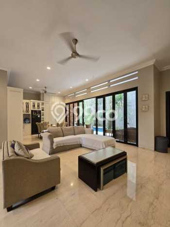 For Sale Rumah Elit Exclusive di Kebayoran Baru, Jakarta Selatan For Sale Rumah Elit Exclusive di Kebayoran Baru, Jakarta Selatan