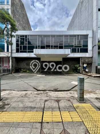 Ruko Dijual Lokasi Emas di Kebayoran Baru Luas 420m2 Ruko Dijual Lokasi Emas di Kebayoran Baru Luas 420m2