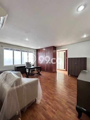 Rumah Elit LB 182m2 Siap Huni Desain Elegan di Veteran, Jakarta Selatan Rumah Elit LB 182m2 Siap Huni Desain Elegan di Veteran, Jakarta Selatan