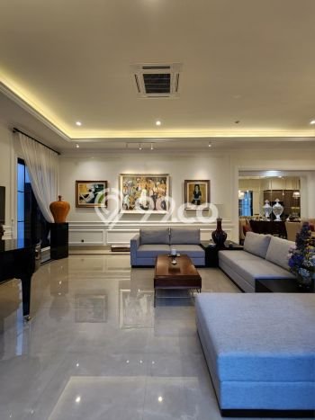 Siap Huni Rumah Mewah 6 Kamar di Kebayoran Lama Dekat ke Mana Saja Siap Huni Rumah Mewah 6 Kamar di Kebayoran Lama Dekat ke Mana Saja