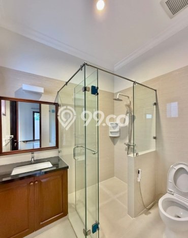 Rumah Elit Modern Tanpa Renovasi di Lebak Bulus Jakarta Selatan Rumah Elit Modern Tanpa Renovasi di Lebak Bulus Jakarta Selatan
