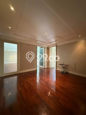 Jual Rumah Mewah Elegan Dengan View Cantik di Veteran, Jakarta Selatan Jual Rumah Mewah Elegan Dengan View Cantik di Veteran, Jakarta Selatan