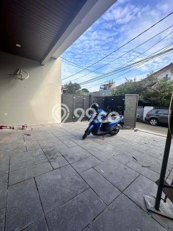 Siap Huni Hunian Elit 4 Kamar di Cempaka Putih Dekat ke Mana Saja Siap Huni Hunian Elit 4 Kamar di Cempaka Putih Dekat ke Mana Saja