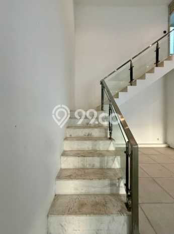 Disewakan Rumah Konsep Minimalis di Kebayoran Baru Jakarta Selatan dengan 4 Kamar Disewakan Rumah Konsep Minimalis di Kebayoran Baru Jakarta Selatan dengan 4 Kamar