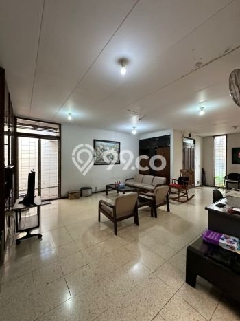 Rumah Elit Modern Tanpa Renovasi di Pondok Indah Jakarta Selatan Rumah Elit Modern Tanpa Renovasi di Pondok Indah Jakarta Selatan