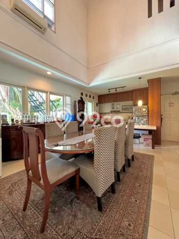 Ready to Use! Luxury House LT 446m2 Desain Modern di Cipete Ready to Use! Luxury House LT 446m2 Desain Modern di Cipete
