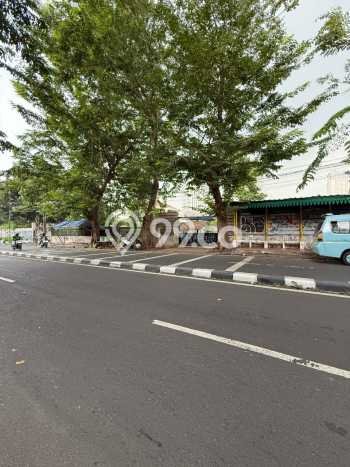 Jarang Ada! Tanah di Kebayoran Lama Punya Luas 950m2 SHM Jarang Ada! Tanah di Kebayoran Lama Punya Luas 950m2 SHM