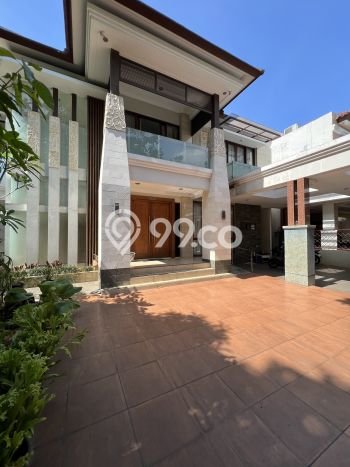 Hunian Eksklusif Siap Huni LT 641m2 di Jagakarsa, Jakarta Selatan Hunian Eksklusif Siap Huni LT 641m2 di Jagakarsa, Jakarta Selatan
