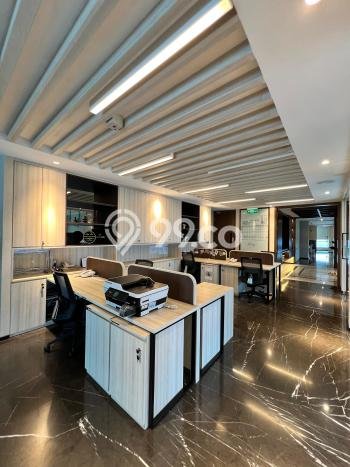 Kantor Dijual di Prime Area Tangerang Luas 451m2 Kantor Dijual di Prime Area Tangerang Luas 451m2