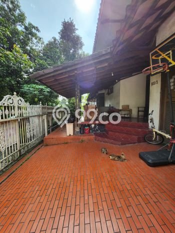 Hunian Elit LB 700m2 Siap Pakai Desain Elegan di Bintaro, Jakarta Selatan Hunian Elit LB 700m2 Siap Pakai Desain Elegan di Bintaro, Jakarta Selatan