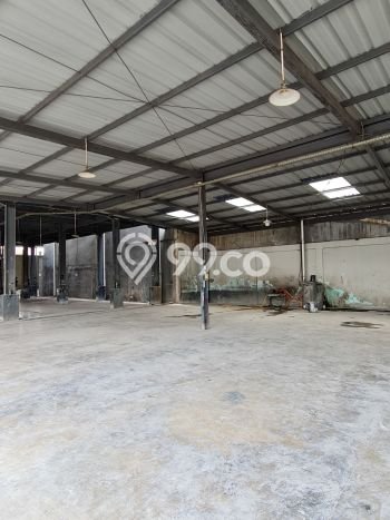 LOKASI STRATEGIS! Gudang Kawasan Kebayoran Lama, Luas 1000m2m², Pusat Komersial LOKASI STRATEGIS! Gudang Kawasan Kebayoran Lama, Luas 1000m2m², Pusat Komersial
