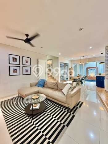 Rumah Elit Modern Siap Huni di Lebak Bulus Jakarta Selatan Rumah Elit Modern Siap Huni di Lebak Bulus Jakarta Selatan