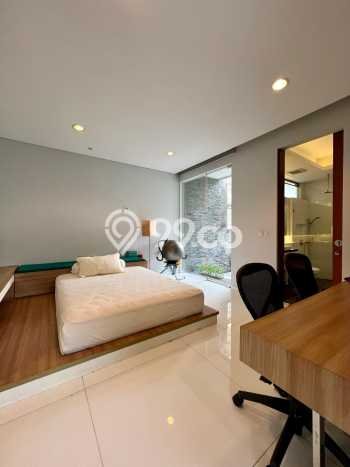 Rumah Luxury Modern Tanpa Renovasi di Gandaria Jakarta Selatan Rumah Luxury Modern Tanpa Renovasi di Gandaria Jakarta Selatan