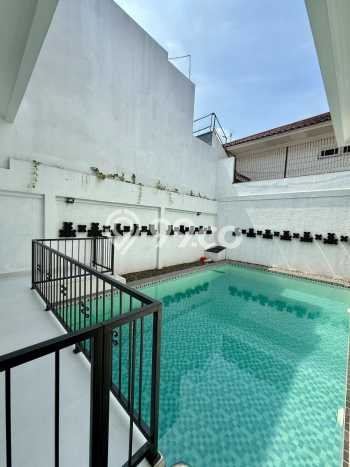 Dijual Rumah Mewah Exclusive di Cinere, Depok Dijual Rumah Mewah Exclusive di Cinere, Depok