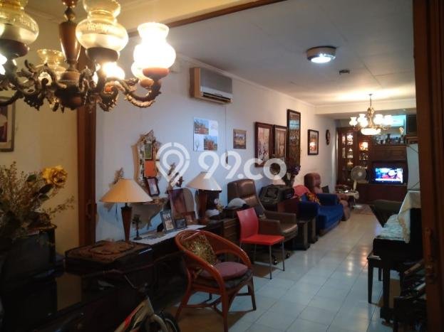 Rumah Mewah LB 250m2 Siap Huni Desain Elegan di Bendungan Hilir, Jakarta Pusat Rumah Mewah LB 250m2 Siap Huni Desain Elegan di Bendungan Hilir, Jakarta Pusat