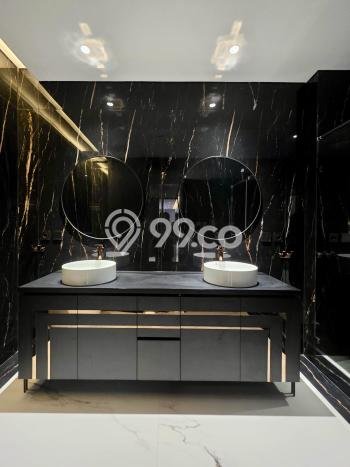 Hunian Elit LB 450m2 Siap Huni Desain Elegan di Pondok Indah, Jakarta Selatan Hunian Elit LB 450m2 Siap Huni Desain Elegan di Pondok Indah, Jakarta Selatan