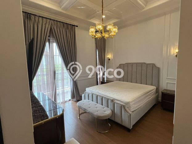 Rumah Luxury Modern Tanpa Renovasi di Pejaten Jakarta Selatan Rumah Luxury Modern Tanpa Renovasi di Pejaten Jakarta Selatan
