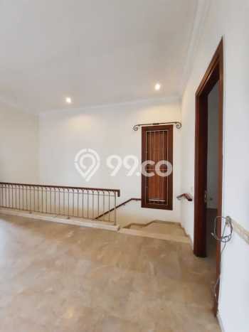 Rumah Elit Modern Siap Huni di Cipete Jakarta Selatan Rumah Elit Modern Siap Huni di Cipete Jakarta Selatan