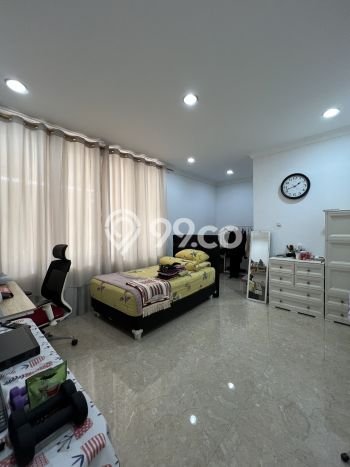 Hunian Eksklusif Siap Huni LT 641m2 di Jagakarsa, Jakarta Selatan Hunian Eksklusif Siap Huni LT 641m2 di Jagakarsa, Jakarta Selatan