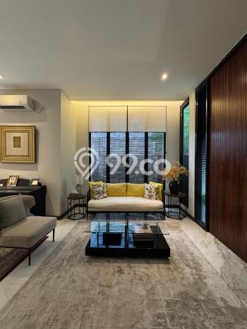 For Sale! Luxury House LT 232m2 Desain Elegan di Ampera For Sale! Luxury House LT 232m2 Desain Elegan di Ampera