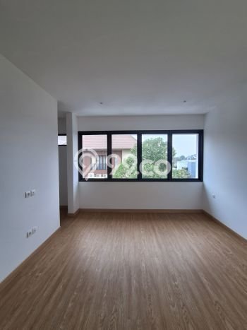 Rumah Elit Modern Tanpa Renovasi di Kemang Jakarta Selatan Rumah Elit Modern Tanpa Renovasi di Kemang Jakarta Selatan