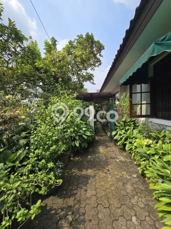 Ready to Use! Luxury House LT 540m2 Desain Modern di Kemang Ready to Use! Luxury House LT 540m2 Desain Modern di Kemang