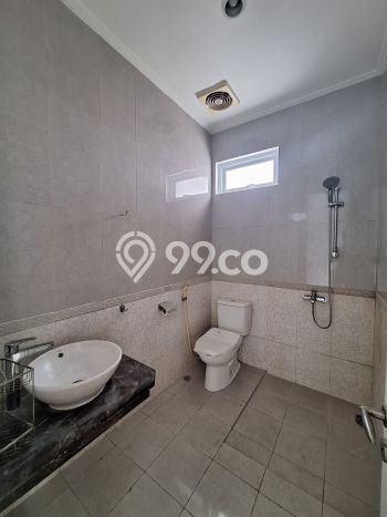 Dijual Rumah Luas Megah Dengan View Cantik di Veteran, Jakarta Selatan Dijual Rumah Luas Megah Dengan View Cantik di Veteran, Jakarta Selatan