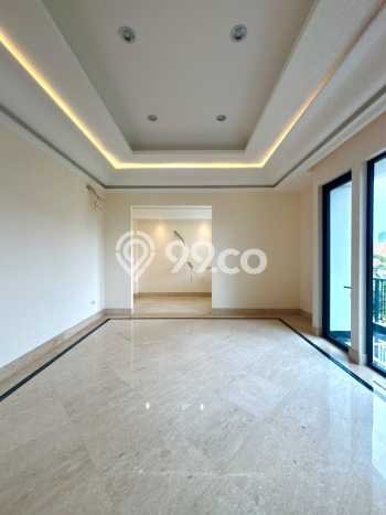 Ready to Use! Luxury House LT 250m2 Desain Modern di Cipete Ready to Use! Luxury House LT 250m2 Desain Modern di Cipete