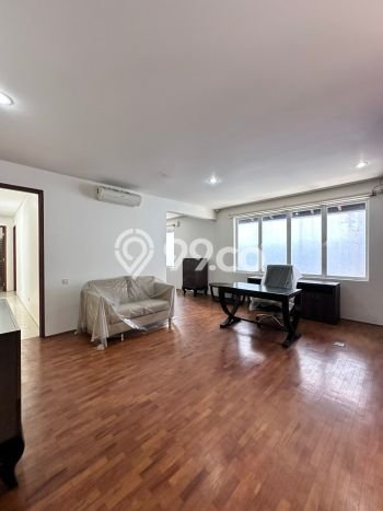 Rumah Elit LB 182m2 Siap Huni Desain Elegan di Veteran, Jakarta Selatan Rumah Elit LB 182m2 Siap Huni Desain Elegan di Veteran, Jakarta Selatan