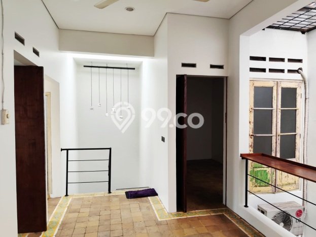 Rumah Modern Cantik 3 KT Siap Huni di Kebayoran Lama Rumah Modern Cantik 3 KT Siap Huni di Kebayoran Lama