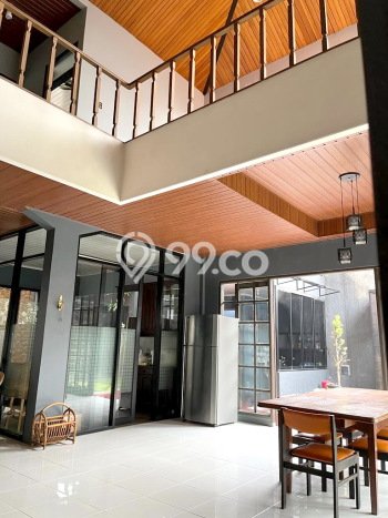 Jual Rumah Luas Megah Dengan View Cantik di Joglo, Jakarta Barat Jual Rumah Luas Megah Dengan View Cantik di Joglo, Jakarta Barat