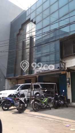 Unit Ruko Dijual di Jakarta Barat LT 86m2 & LB 260m2 Unit Ruko Dijual di Jakarta Barat LT 86m2 & LB 260m2