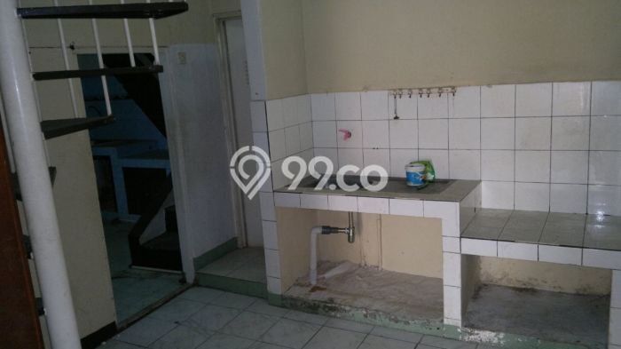 Rumah Strategis Modern Lb 200m2 di Tebet, Jakarta Selatan Rumah Strategis Modern Lb 200m2 di Tebet, Jakarta Selatan